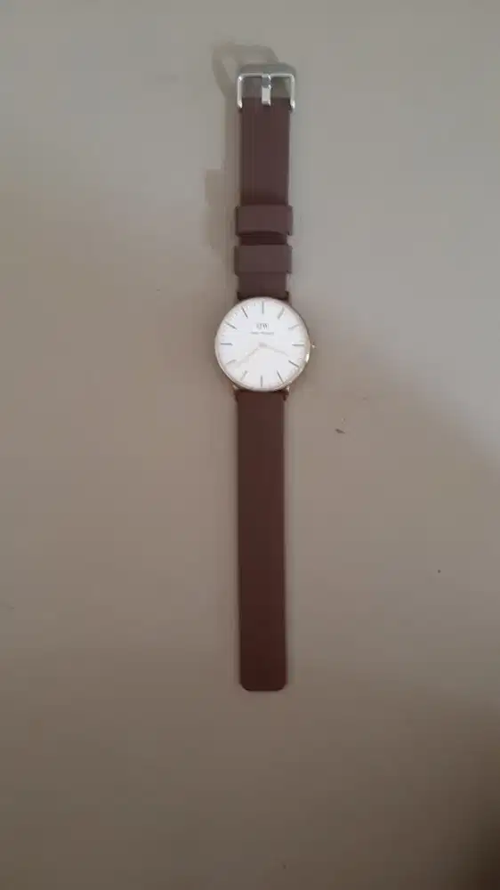 Daniel Wellington jam tangan