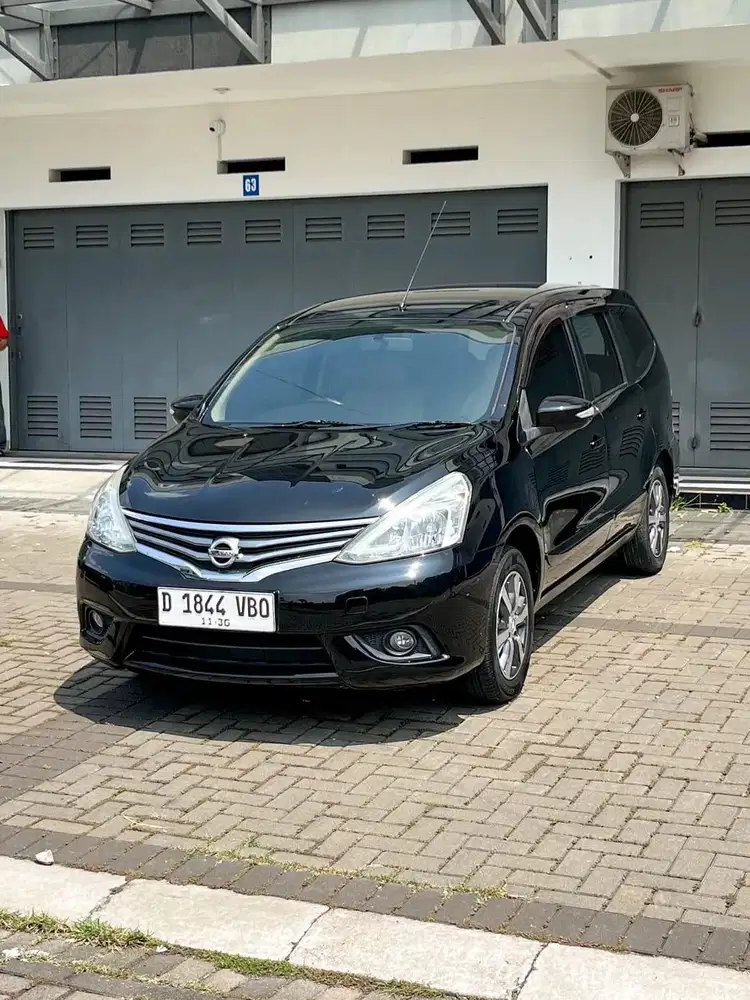 Nissan Grand livina XV matic 2017
