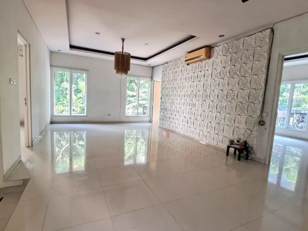 A105 Jual BU Rumah Bagus  Daerah Elite di Tomang Slipi Tanjung Duren
