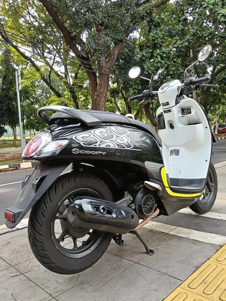 DIJUAL CASH HONDA SCOOPY STYLISH THN 2017 PJK IDUP SIAP PAKAI
