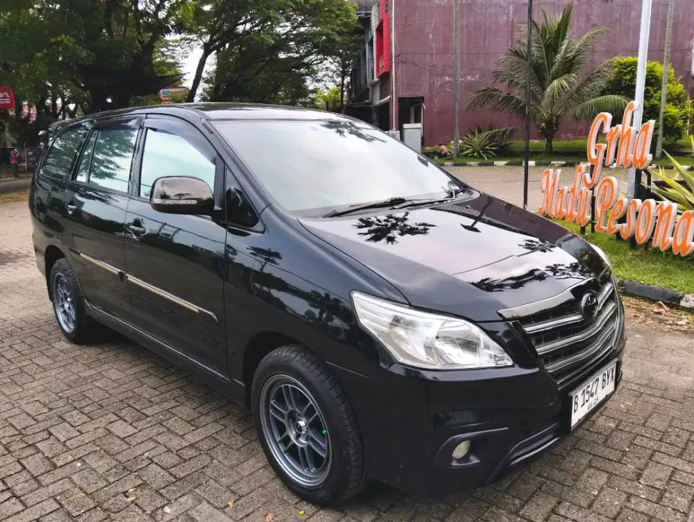 DIJUAL INNOVA G 2.5 DIESEL MATIC 2014