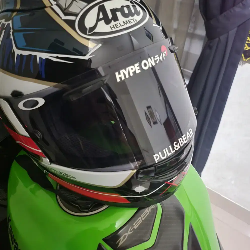 Jual helm Arai 1:1