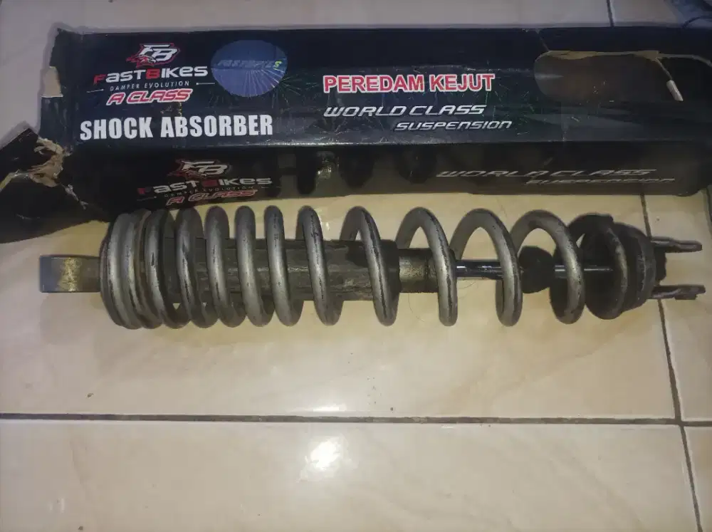 Shock belakang mio