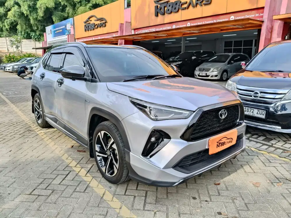 Toyota Yaris Cross GR HEV TSS Two Tone - Pajak Mei 2027 - Camera 360