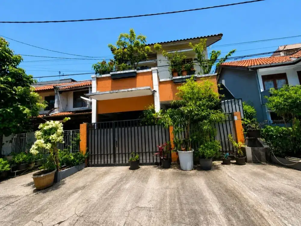 Dijual Rumah Bebas Banjir di Perumahan Bumi Malaka Asri Duren Sawit.