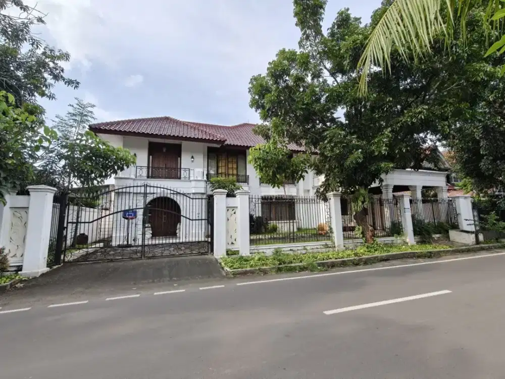 Rumah Mewah Asri LT 530 M² di Komplek Duren Sawit