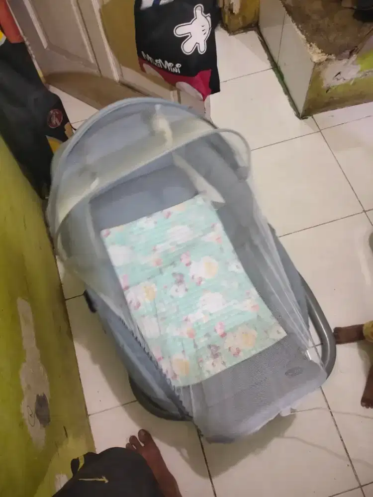 COCOLATTE SNUGGLI 2.0 WITH FOOTREST PREMIER Baby Swing