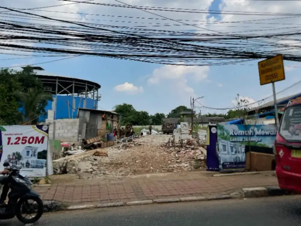 Rumah Baru 2 Lantai - Tersisa 3 Unit di Jl Raya Ciracas Jakarta Timur