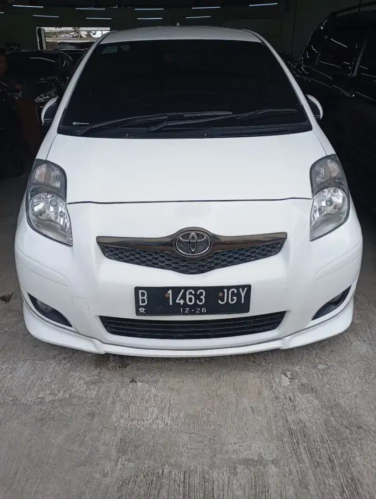Toyota Yaris 1.5 S MT 2011 Putih