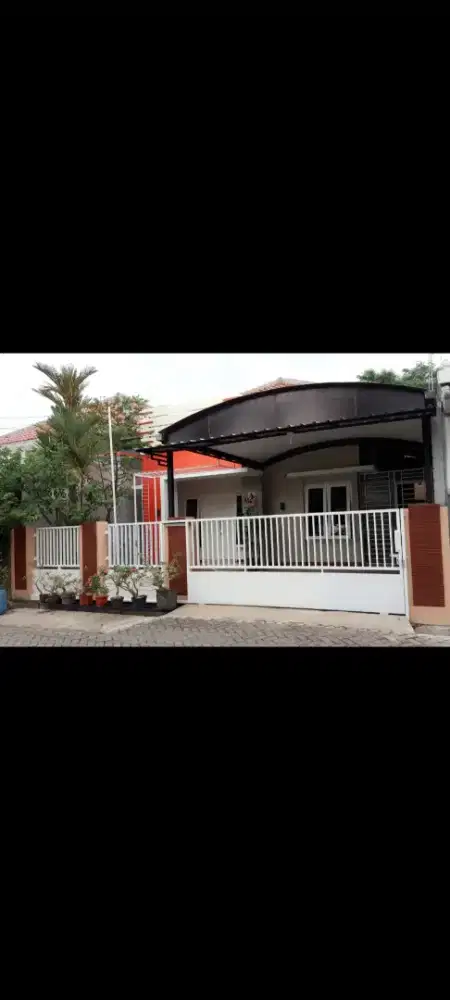 Disewakan rumah tinggal full furnish utk kepala instansi dan sejenis.