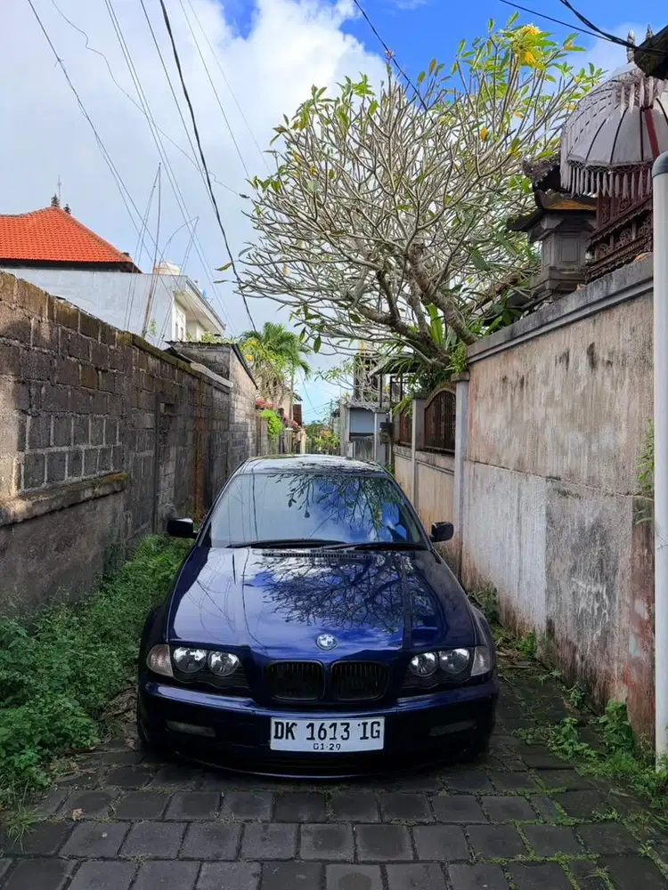 BMW E46 323i series 3