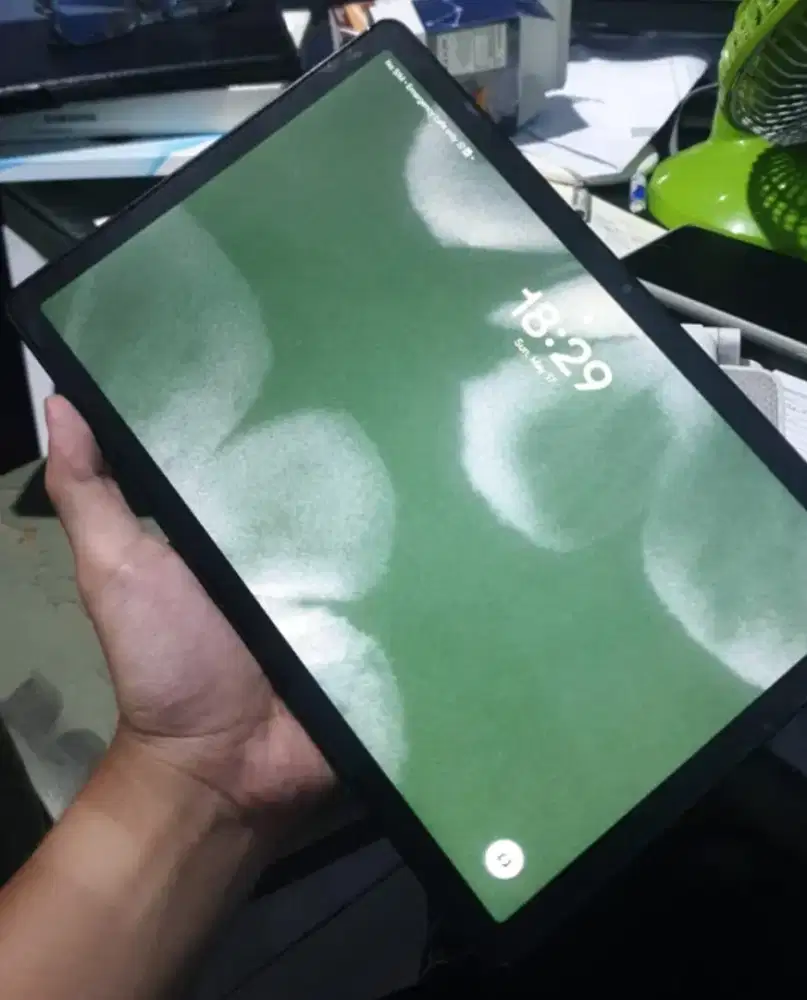 Jual tab samsung A9+ 5G. Hanya di pakai nonton saja