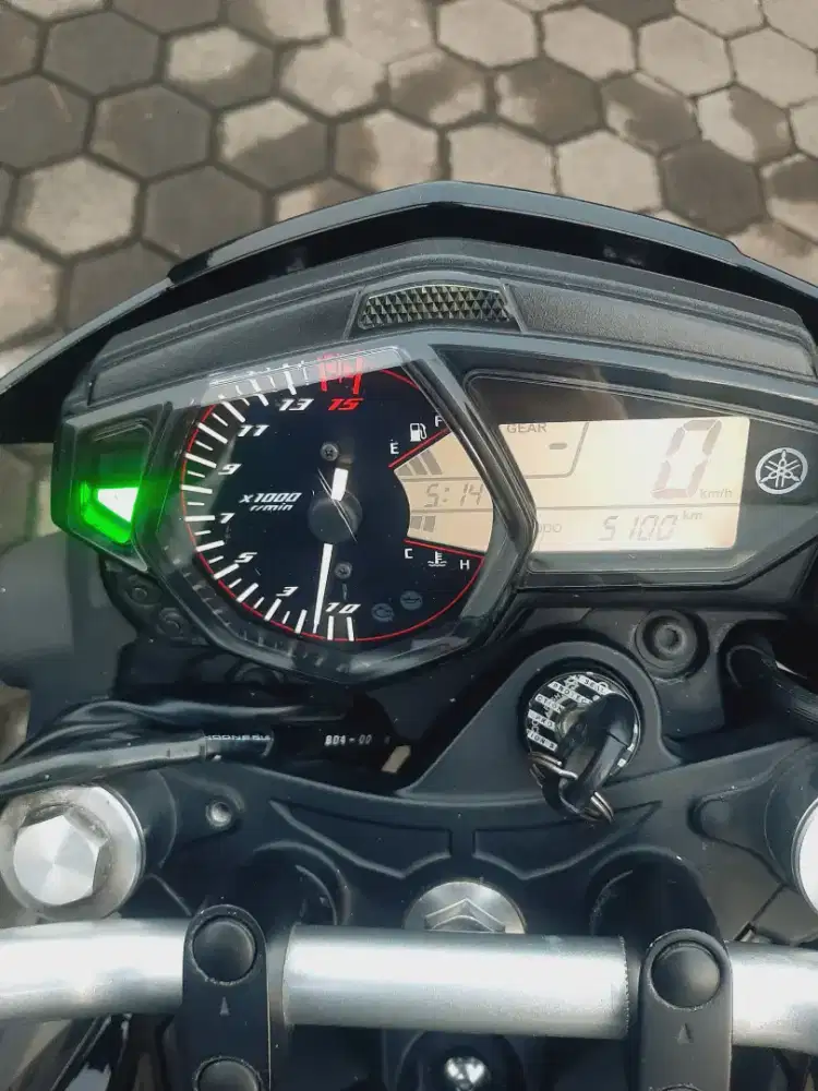 Yamaha mt25 km 5rb asli th2016 mulus