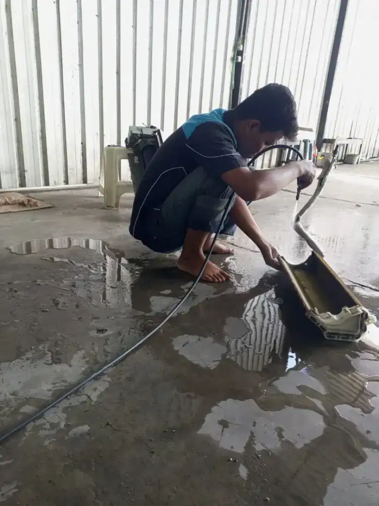 Jasa cek ac & isi freon Bergaransi