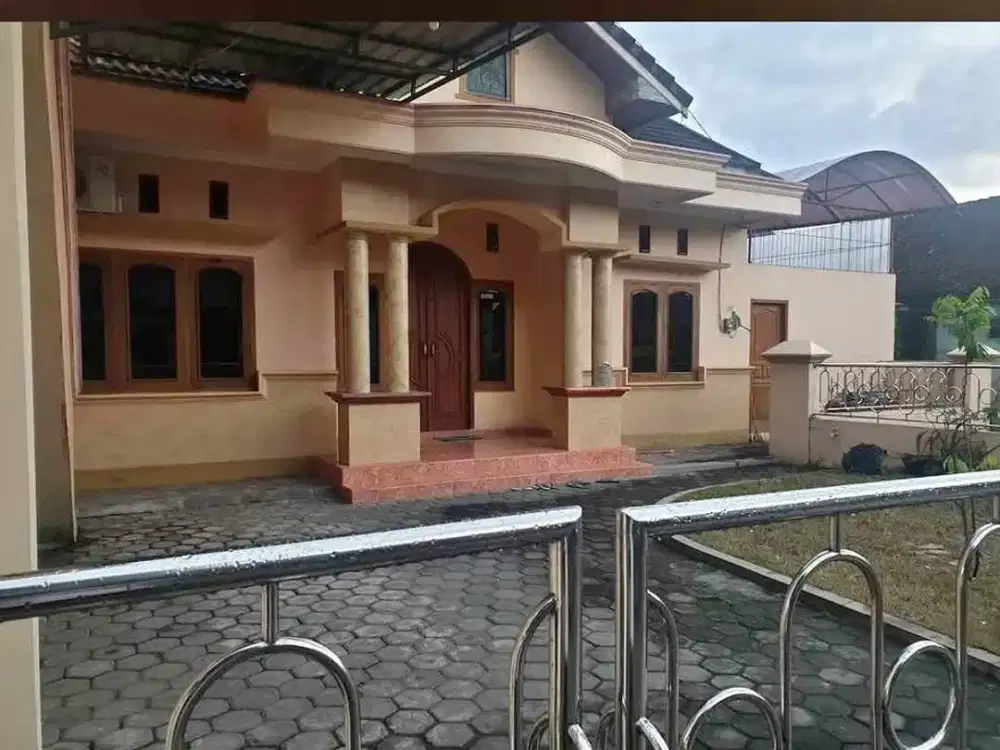 Disewakan Rumah Semi Furnish Lokasi Sewon Dalam Ringroad Dekat Keraton