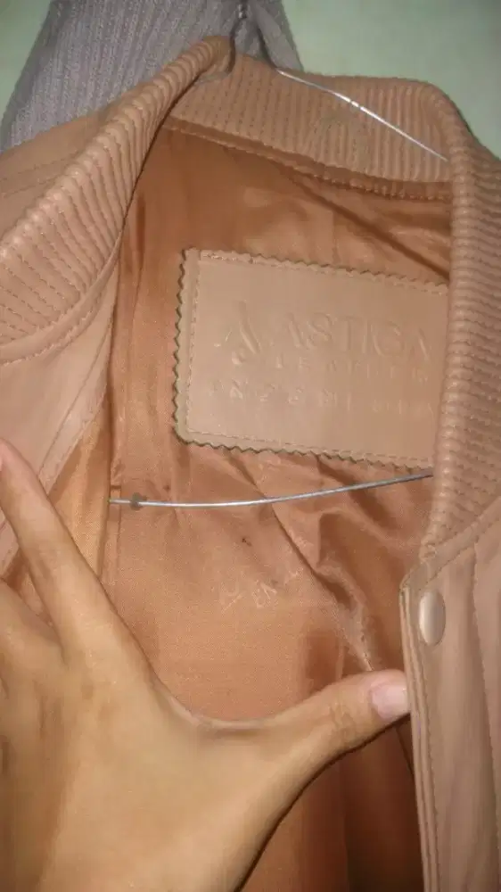 Jaket kulit asli