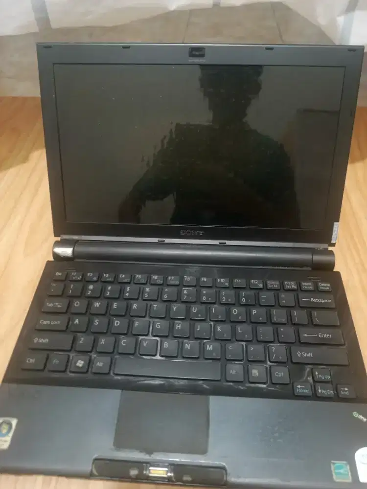 note book mati merek sony