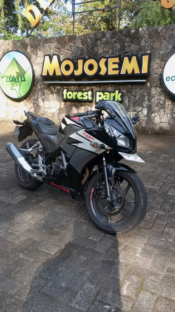 CBR 2015 Plat AD Karanganyar