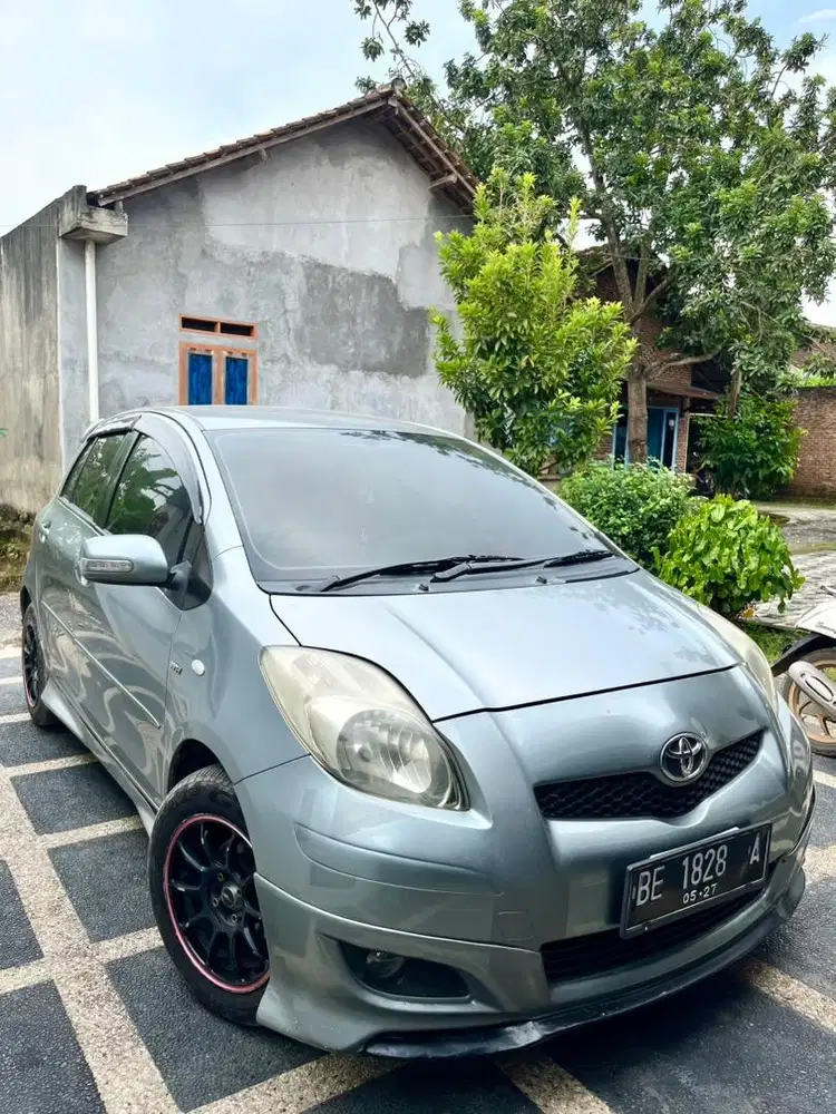 Toyota Yaris 2010 Type J