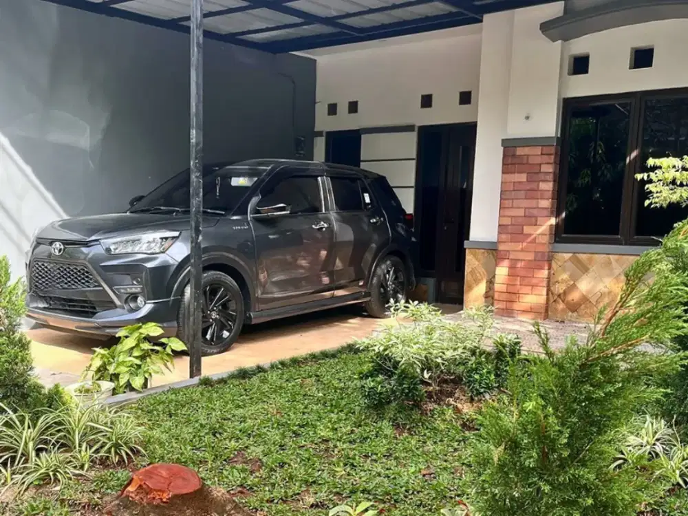 Dijual Rumah Cantik 1.5 Lantai Siap Huni di Griya Bukit Jaya