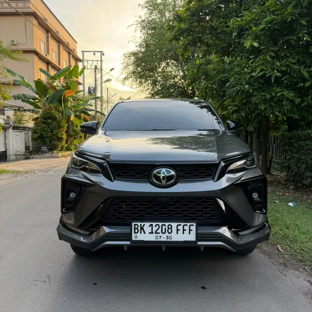 Toyota Fortuner 2.8 VRZ GR TSS 2025