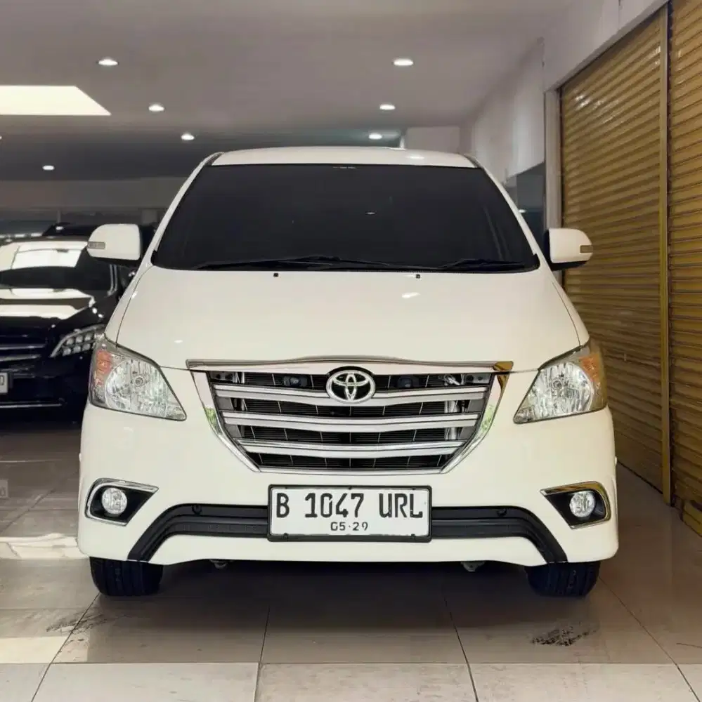 Toyota Kijang Innova 2.0 V