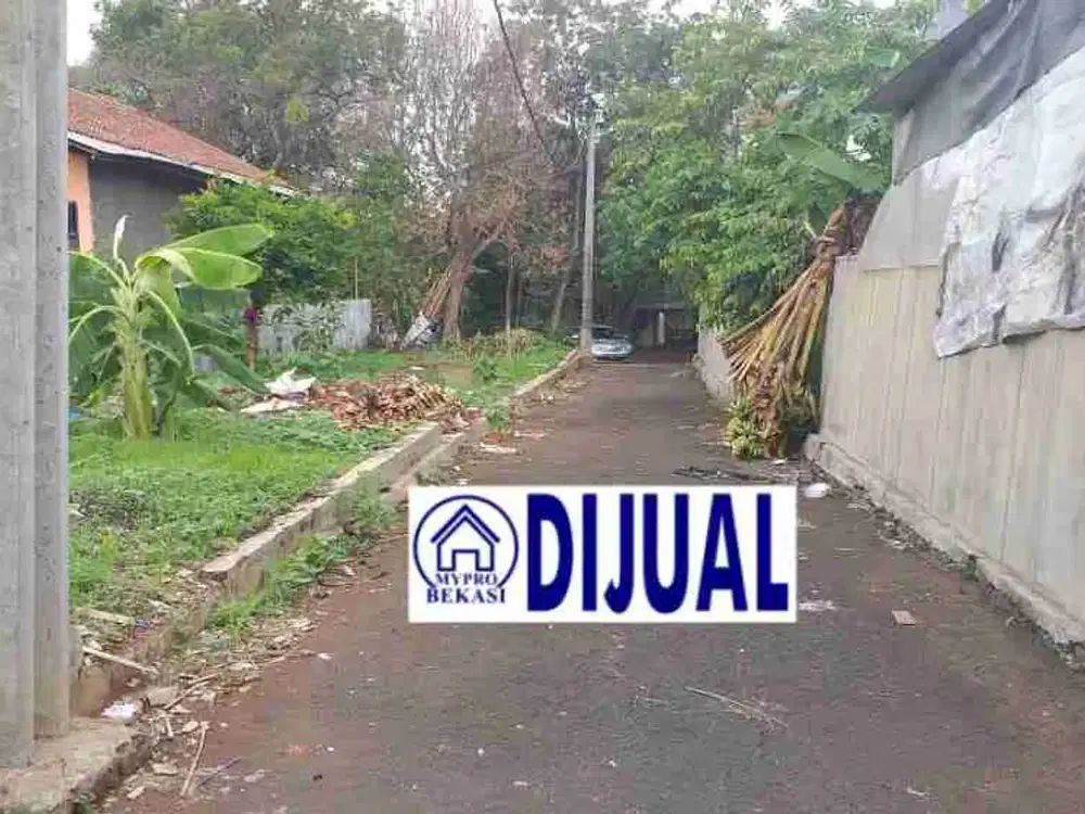 Tanah strategis di pinggir jalan di area Berkembang
