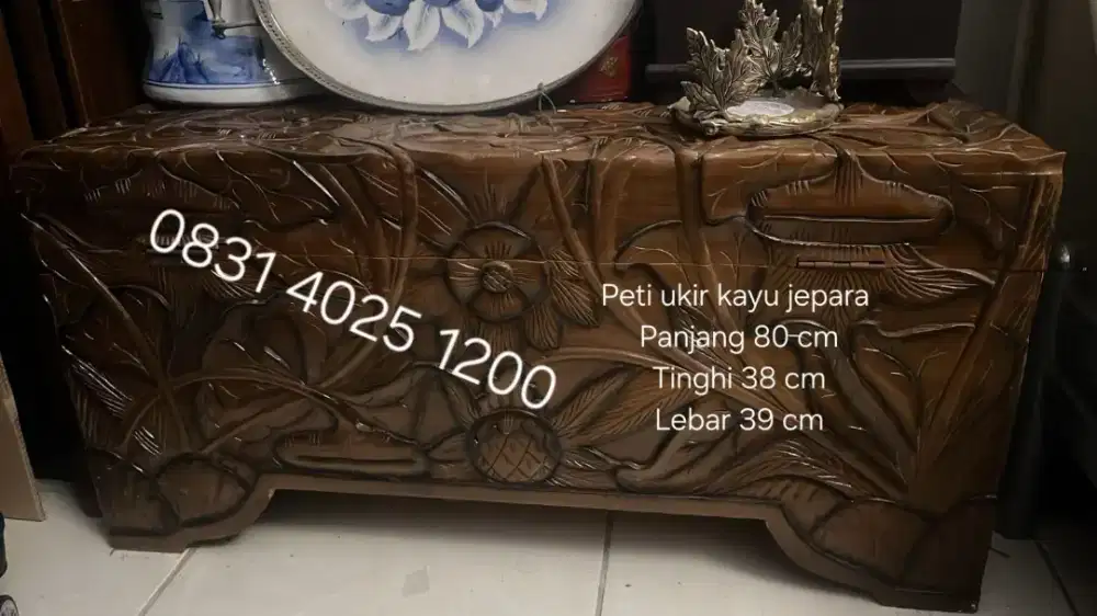 Peti Jati Ukiran Jepara kokoh padat