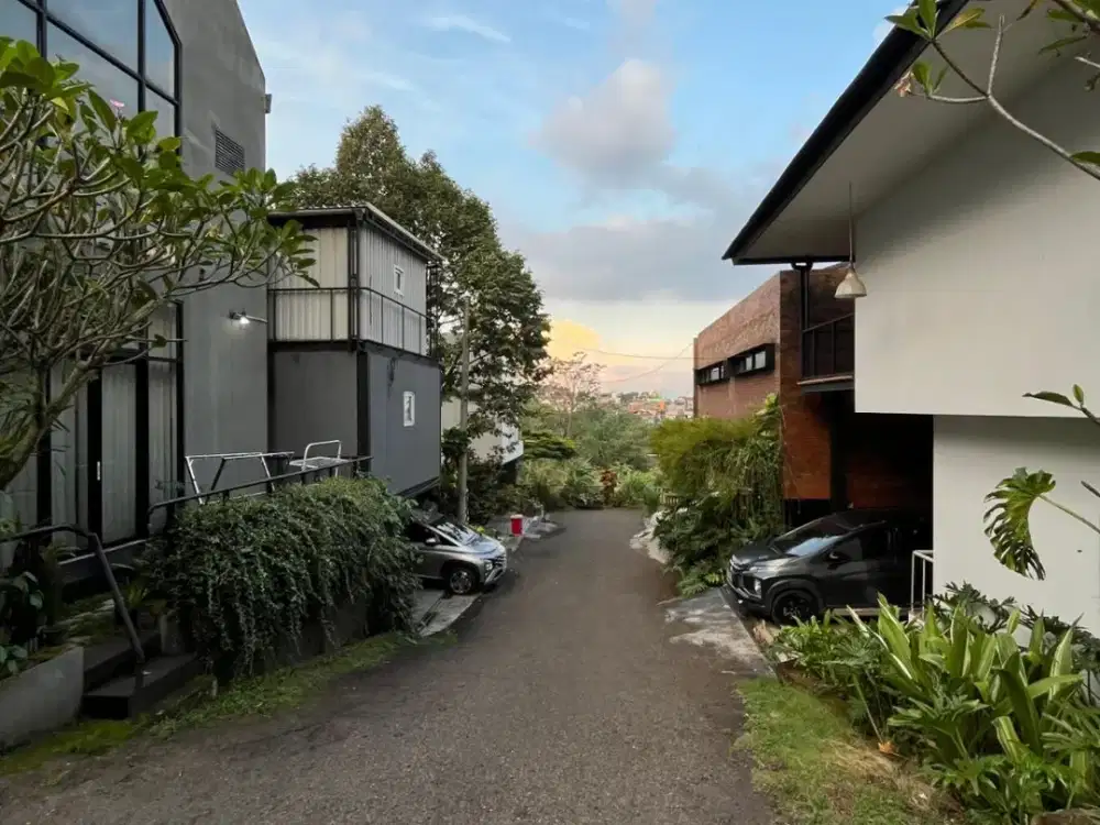 Dijual Rumah Villa Sangat Nyaman Untuk Hunian, Furnished di syp Cikutra udara Asri