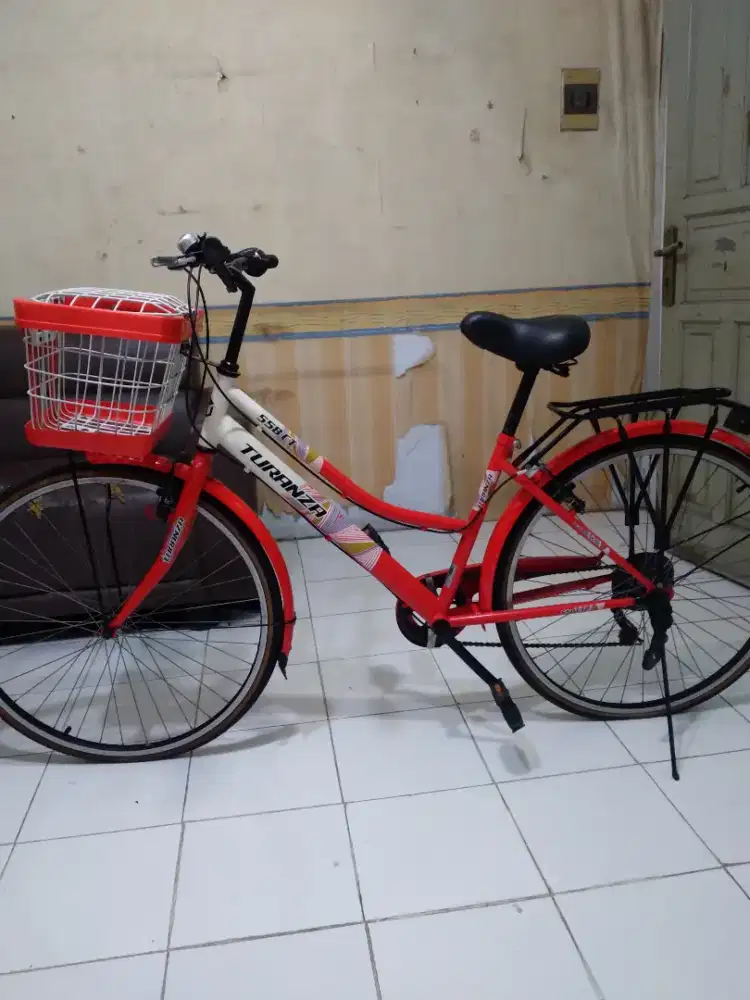 Sepeda turanza masih baru
