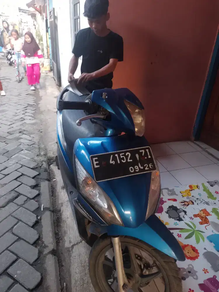 Honda Spacy Karbu Warna Biru 2011