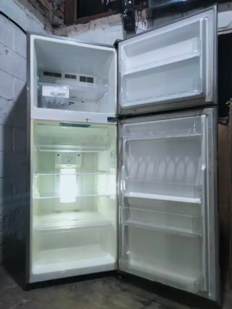 KULKAS SEMI JUMBO ( LG )