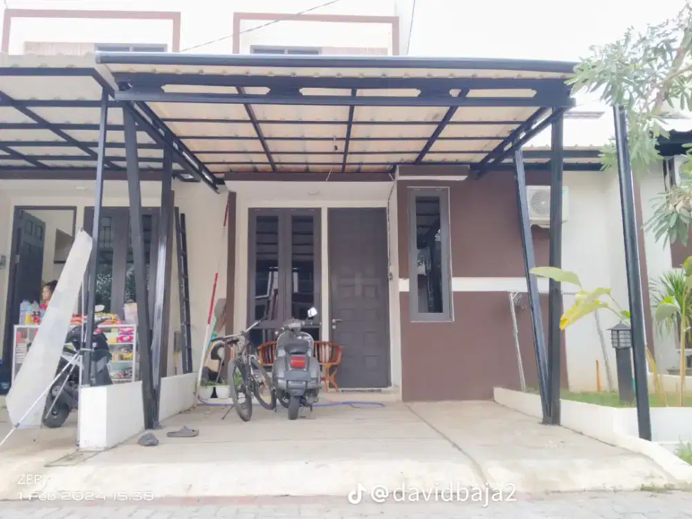 Kanopi baja ringan