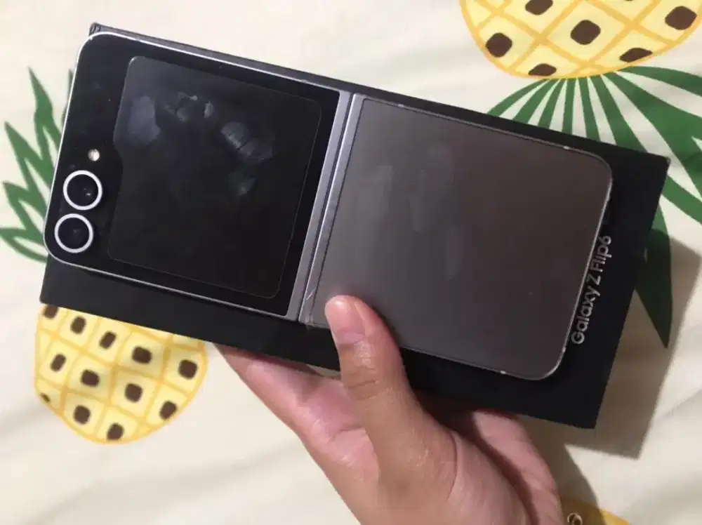 DIJUAL

SAMSUNG GALAXY Z FLIP 6 12/512GB SEIN RESMI