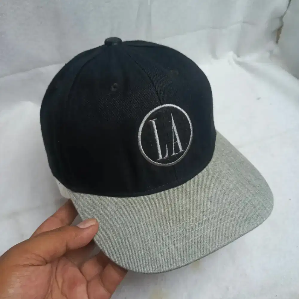 Topi Snapback Anko Original Preloved Two Tone Hitam Abu LA Logo Second