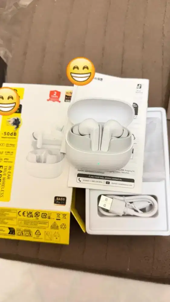 Head set t w s bluetooth