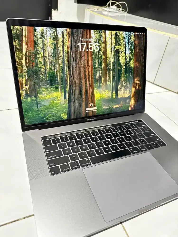 Macbook Pro 2019 16/512