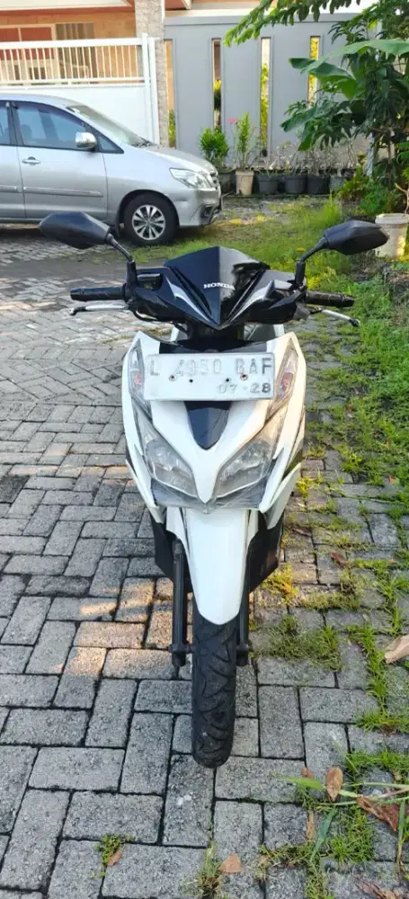 Jual Cepat...Vario 125 Techno 2013 putih