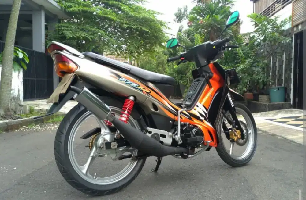 Yamaha f1zr tahun 2002