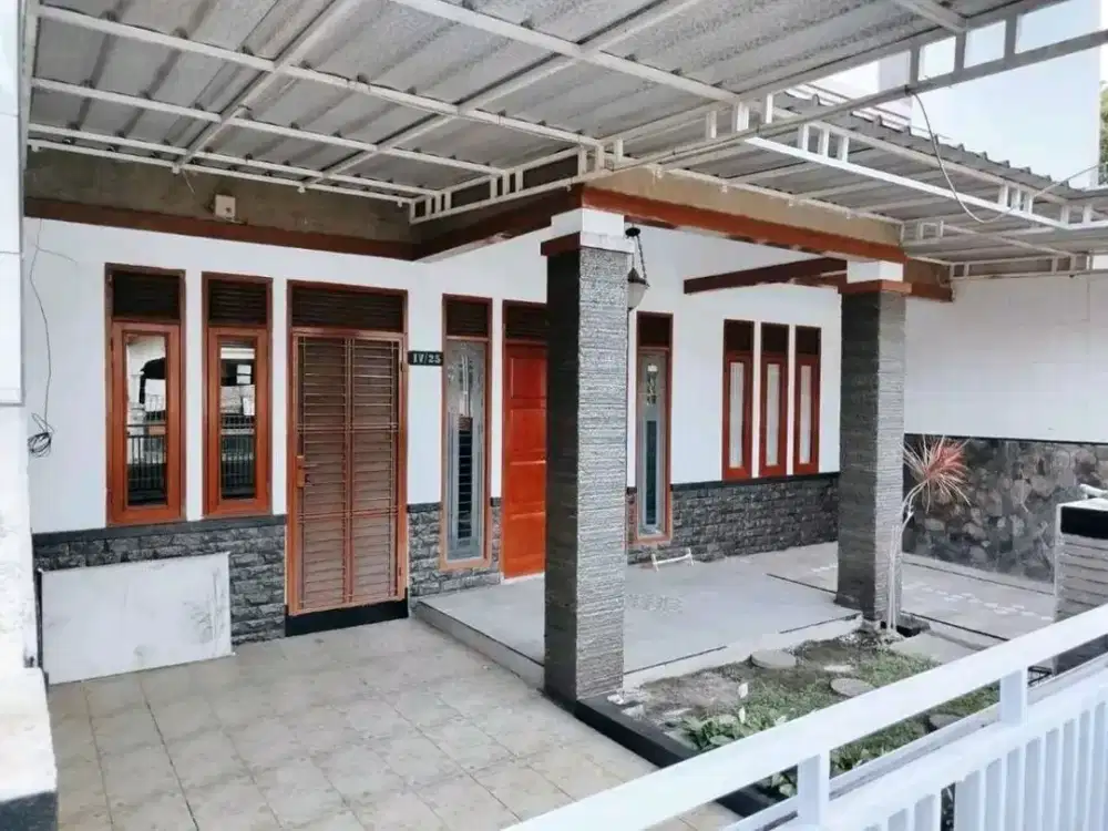 Rumah bagus 2 lantai di cluster kawaluyaan indah