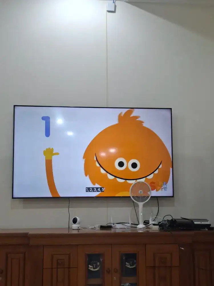 Dijual TV 75 inch UHD samsung+soundbar