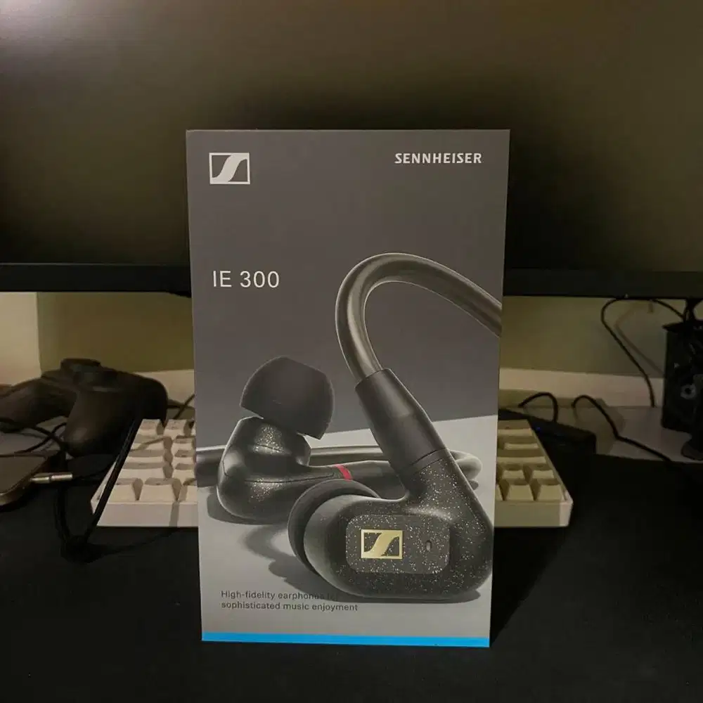 SENNHEISER IE300 ORIGINAL NEW BNIB