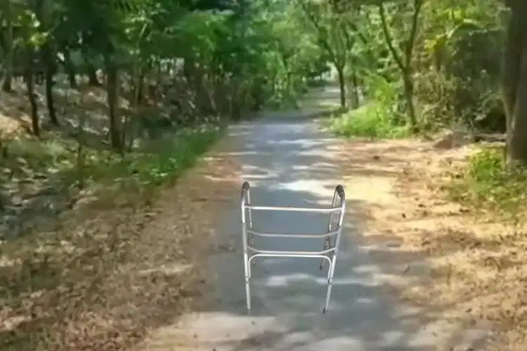 JUAL murah : Alat bantu jalan