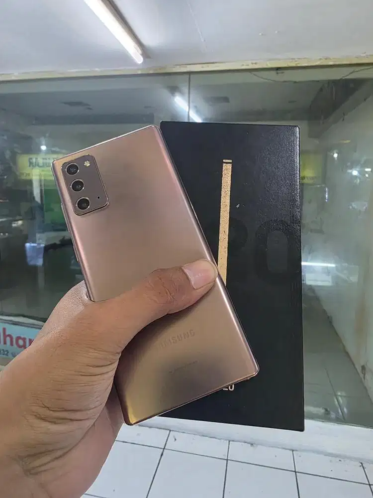 Samsung note 20 8/256GB