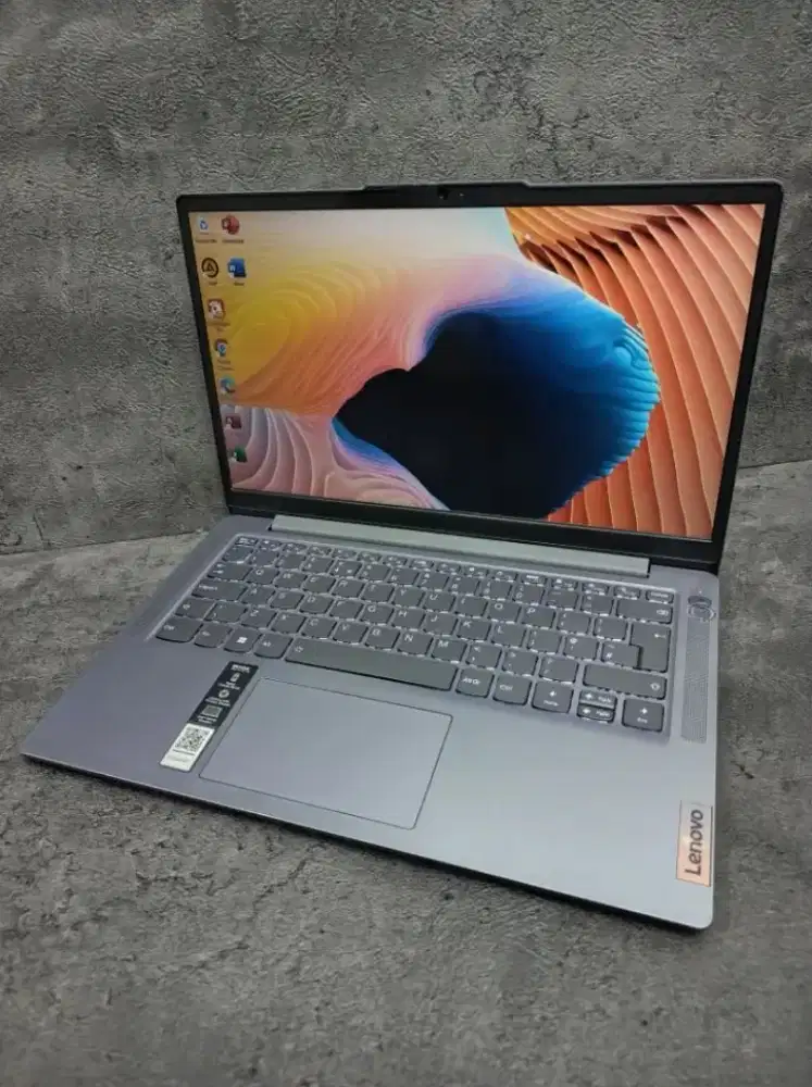Laptop Lenovo Ram 16 GB SSD 512 GB Intel Core i5-12450H 2.0 GHz