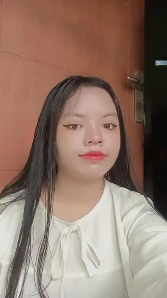 Cari pekerjaan  dan serius mau kerja