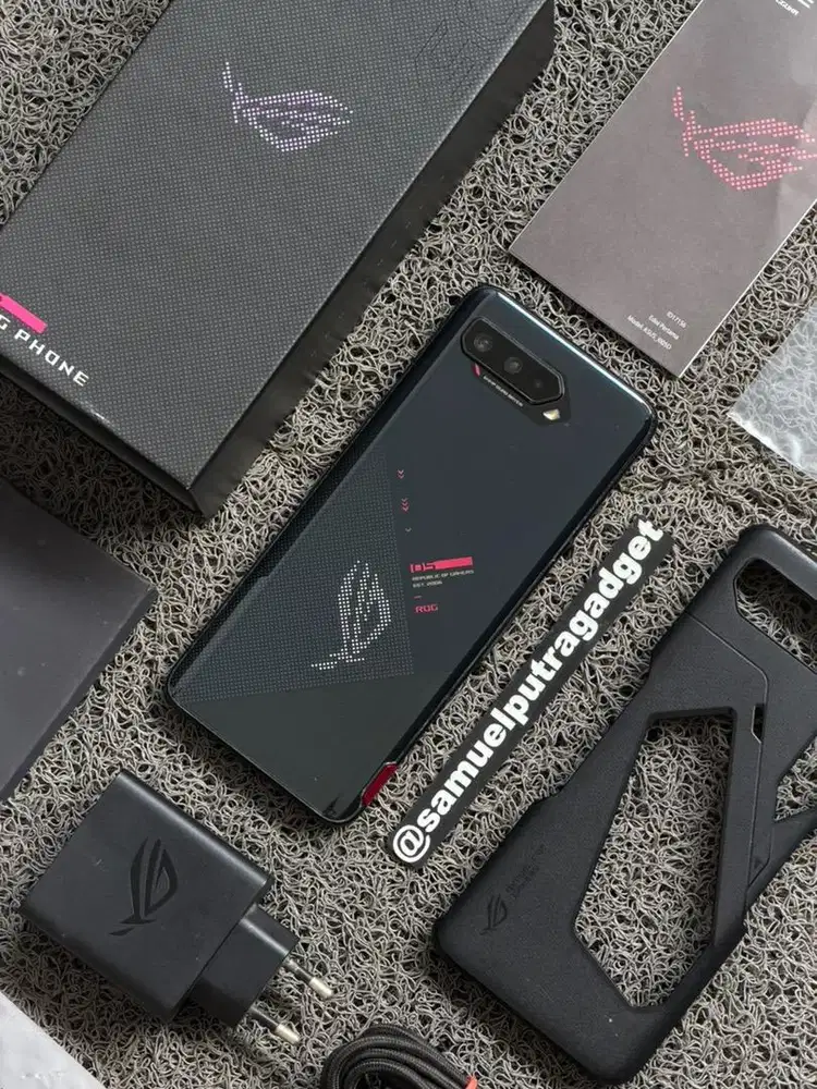 Asus ROG Phone 5 Phantom Black 128gb Fullset Resmi