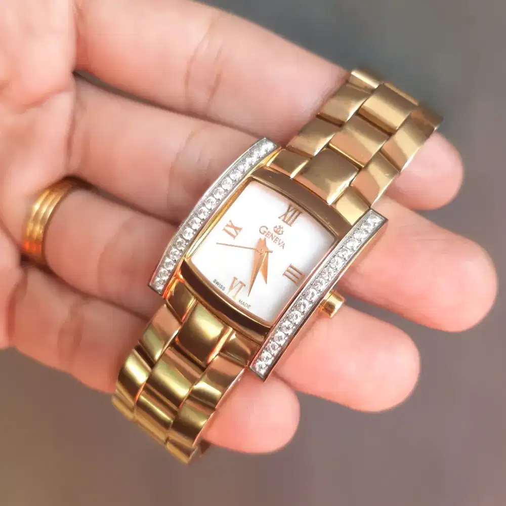 geneva gold ladies