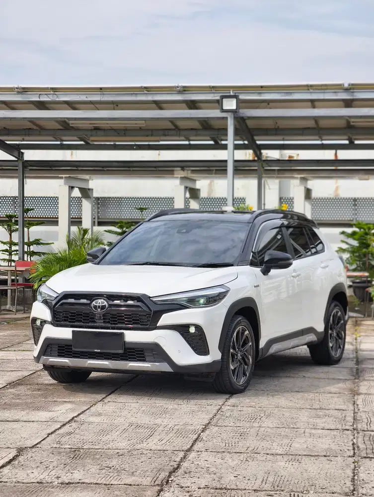 [20RB] TOYOTA COROLLA CROSS GR HYBRID PUTIH GENAP HEV 2023/2024