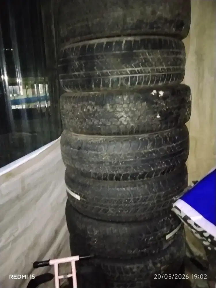 Misi min numpang lapak Punya ban 8 biji